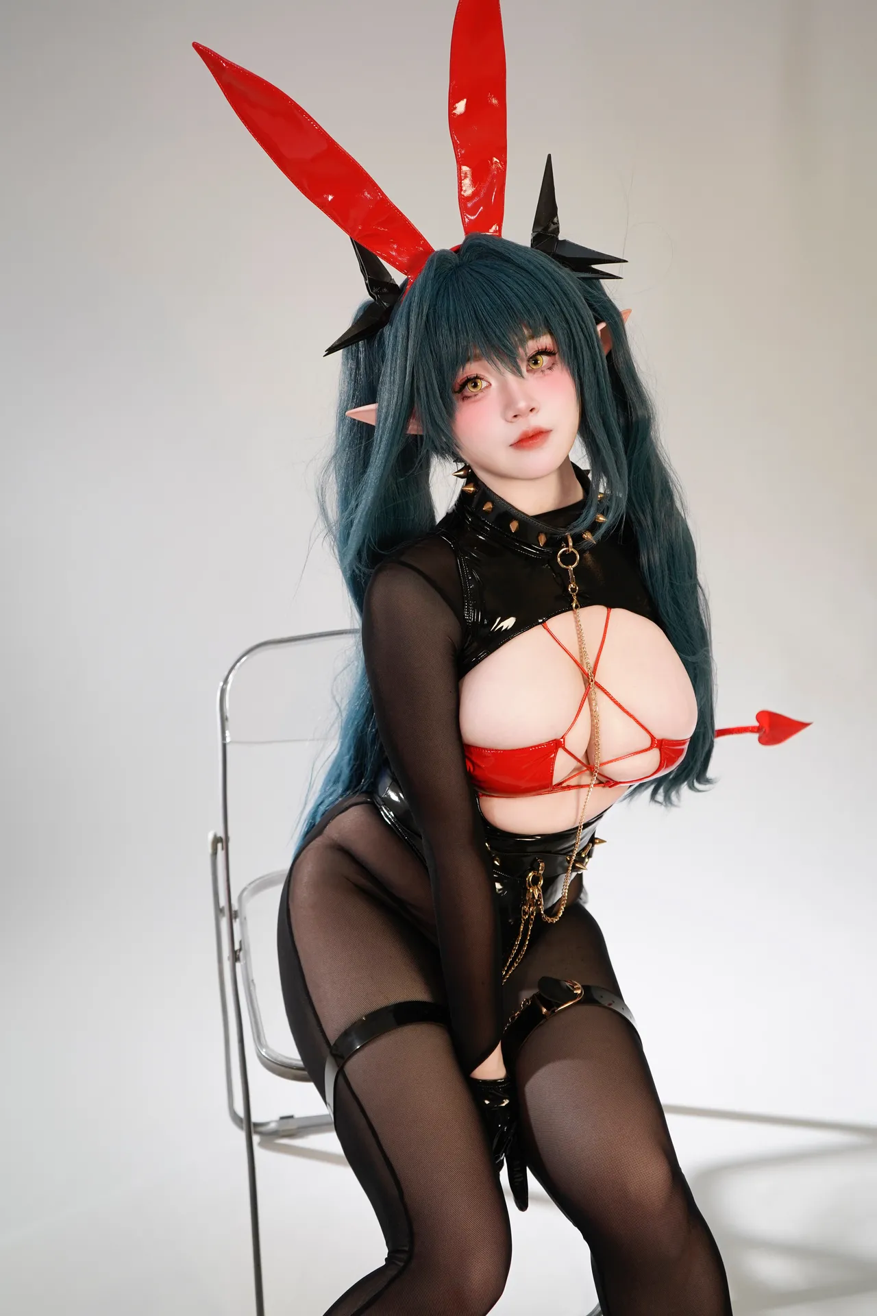 A hairy hat - Azur Route Regensburg A hairy hat - Azur Route Regensburg