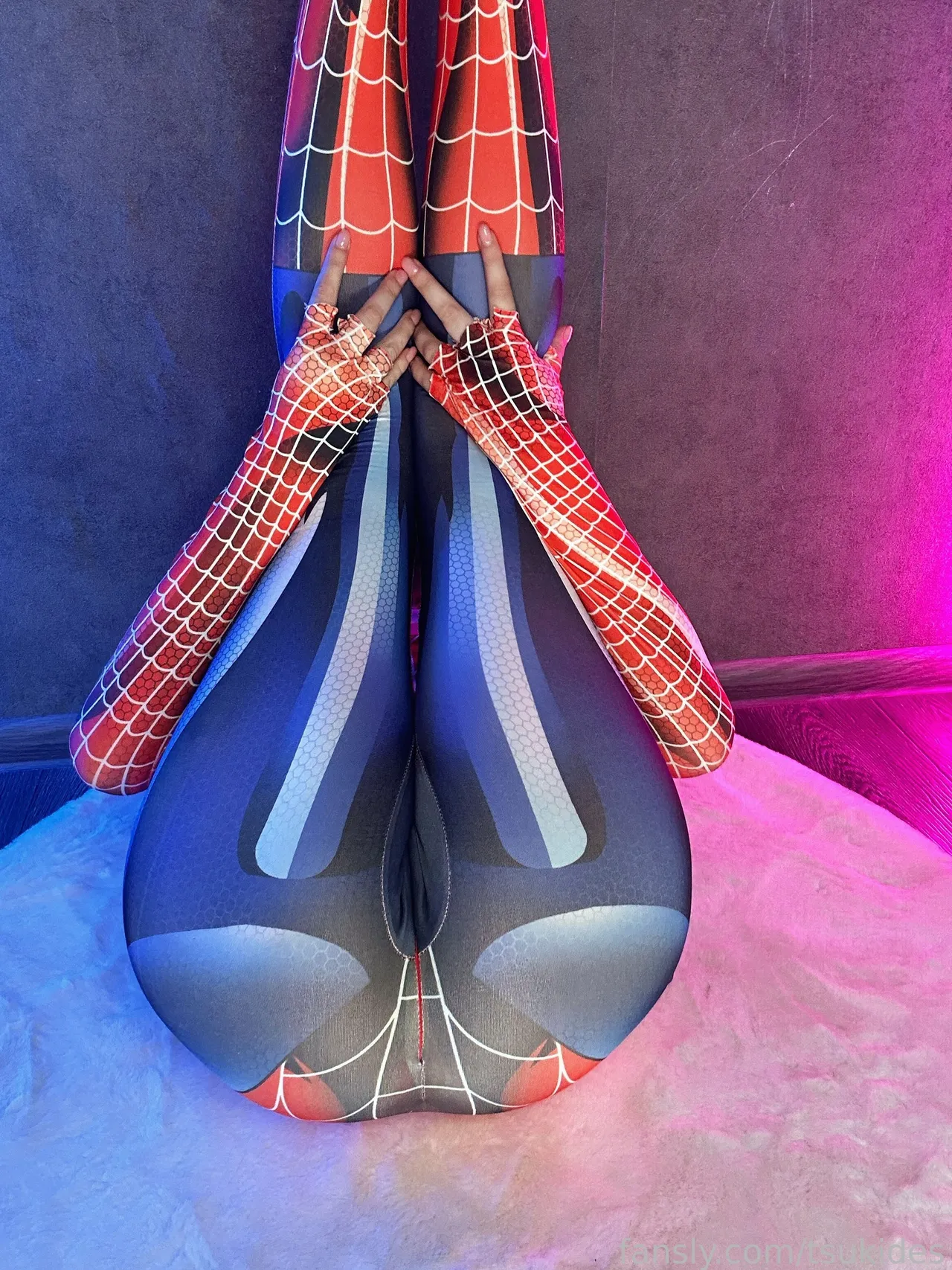 Tsuki Desu - MJ Tsuki Desu - MJ