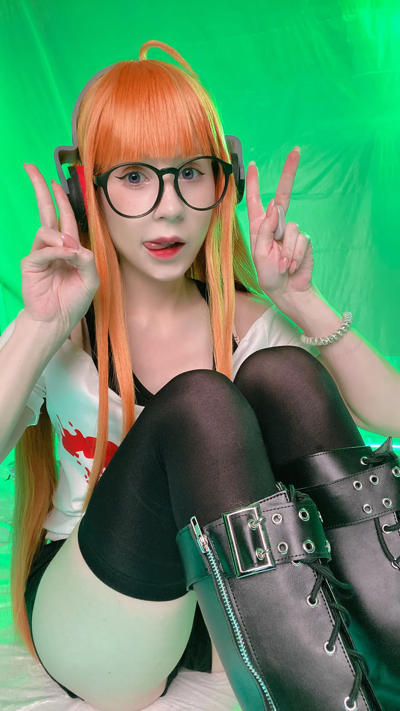 Hackee - Futaba 2 Hackee - Futaba 2