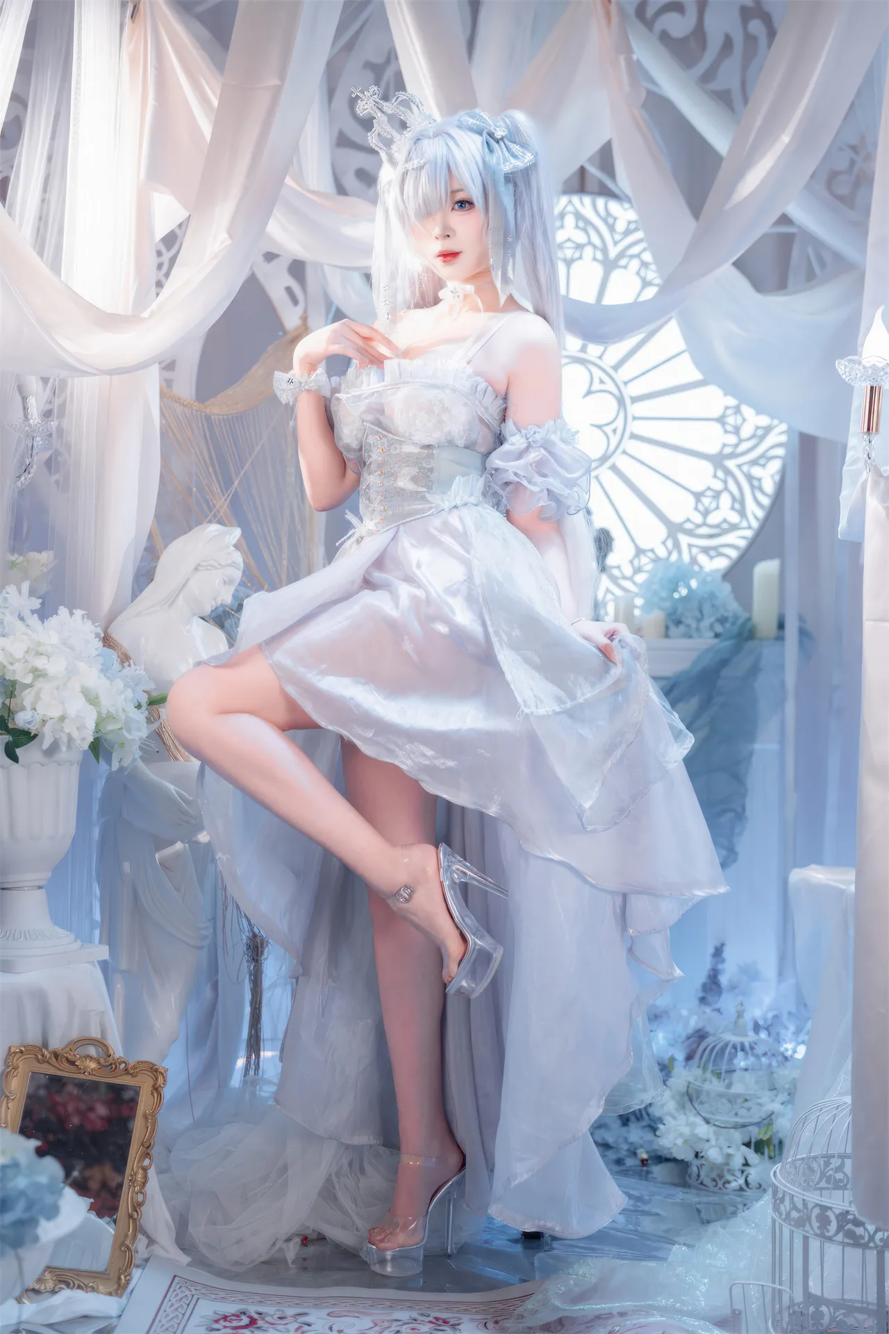 Senior Xuan Xiao (Hex Tech Cake) - Cinderella Crystal Princess (NIKKE) Senior Xuan Xiao (Hex Tech Cake) - Cinderella Crystal Princess (NIKKE)