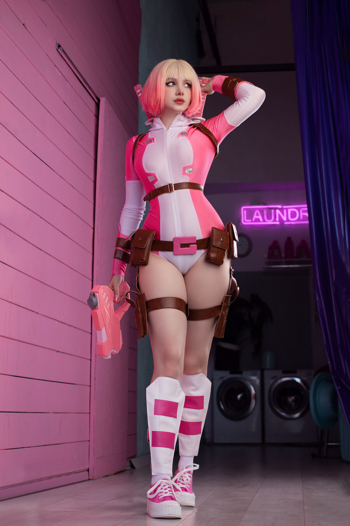 Coser@Ulichan - Gwenpool (63P) Coser@Ulichan - Gwenpool (63P)