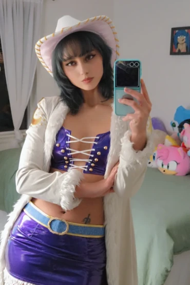 Izziibel - Miss All Sunday