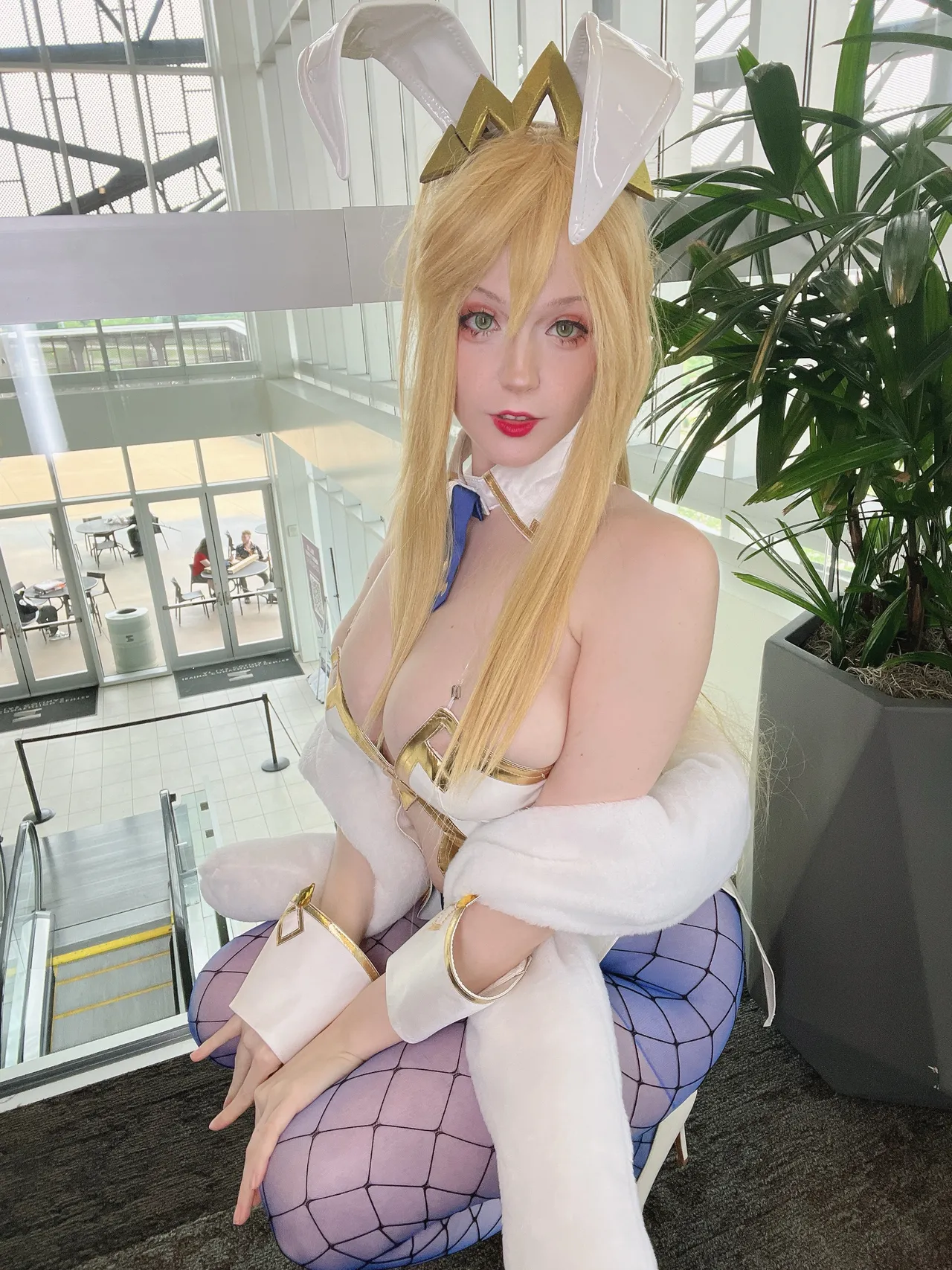 Satin Stars - Bunny Artoria Satin Stars - Bunny Artoria