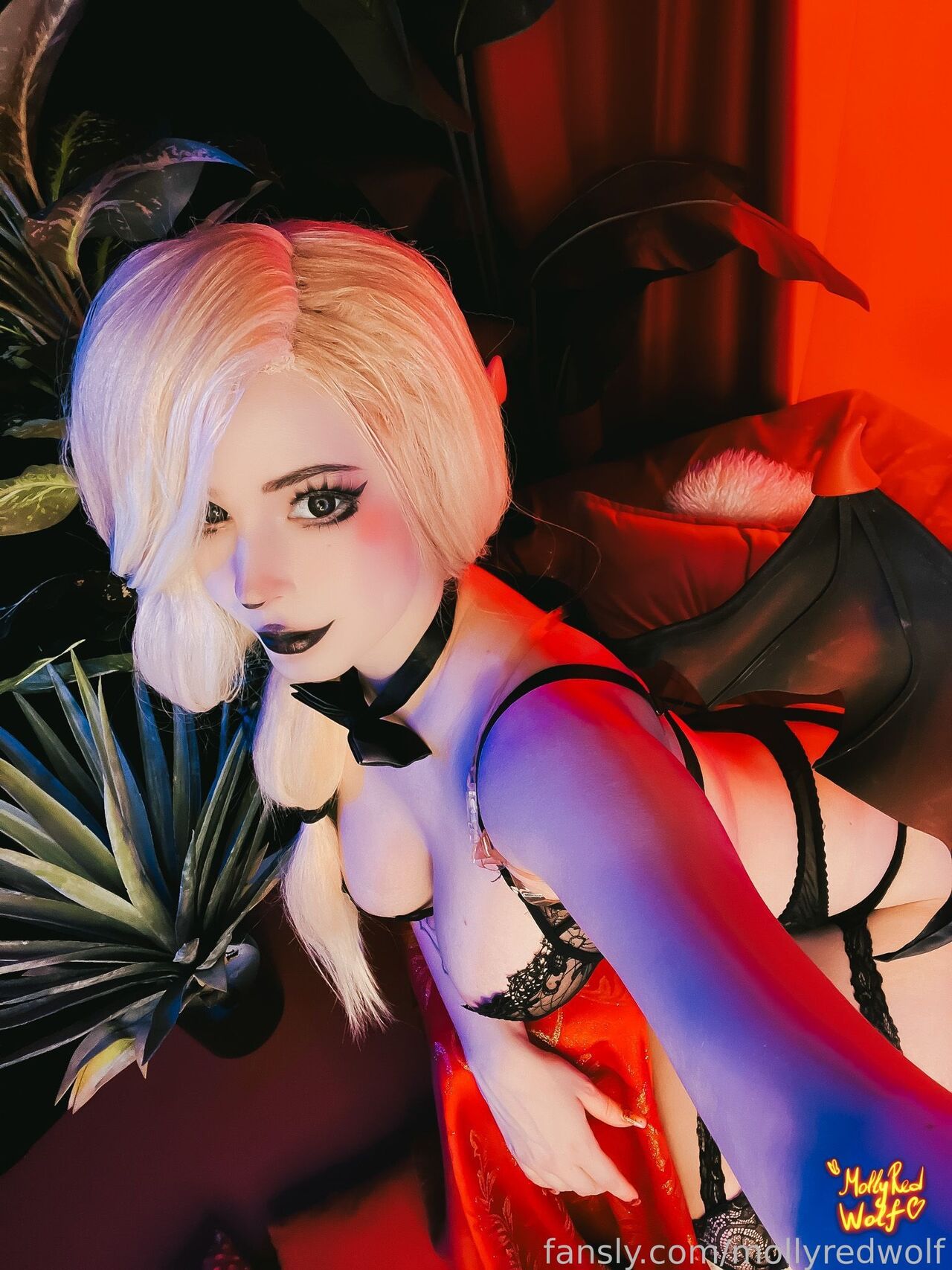 Charlie Cosplay (Hazbin Hotel) - Mollyredwolf Charlie Cosplay (Hazbin Hotel) - Mollyredwolf