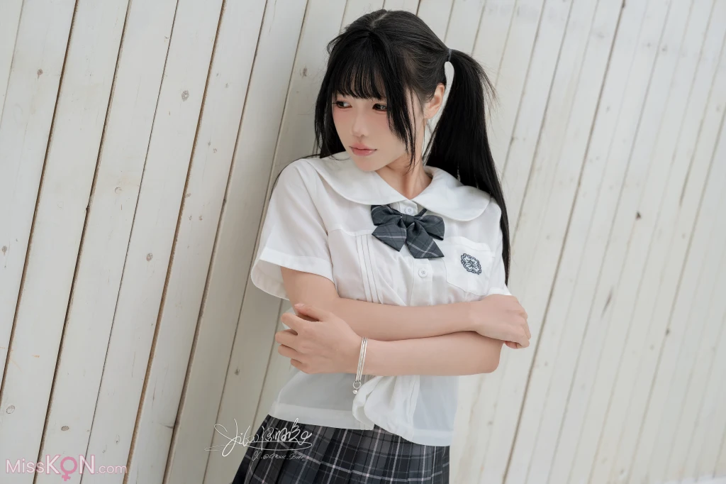 Coser@黏黏团子兔: 10月作品『雨后小故事』WITH B (90 photos + 1 video) Coser@黏黏团子兔: 10月作品『雨后小故事』WITH B (90 photos + 1 video)