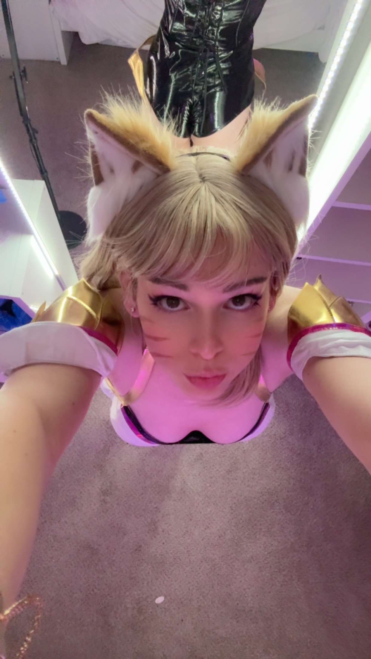 Peachybunnn - Ahri Peachybunnn - Ahri