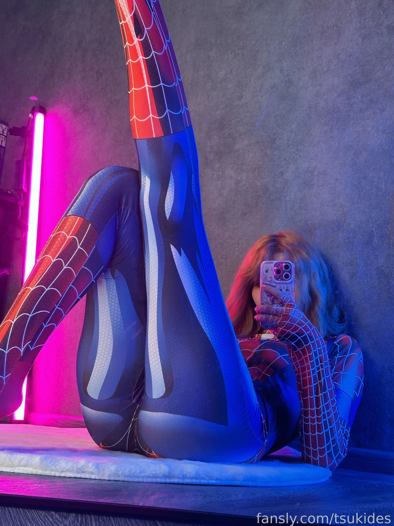 Tsuki Desu - MJ Tsuki Desu - MJ