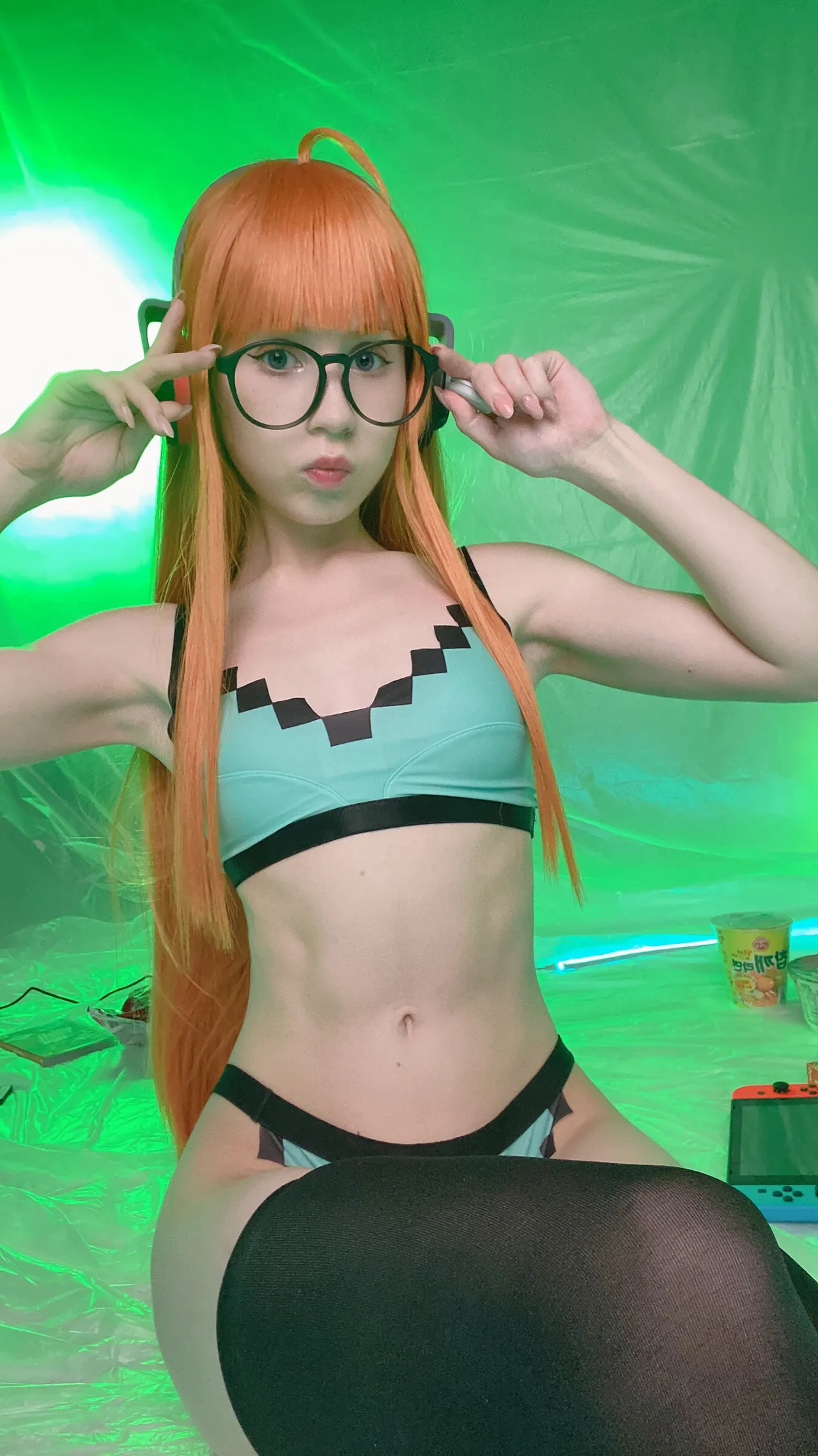 Hackee - Futaba 2 Hackee - Futaba 2
