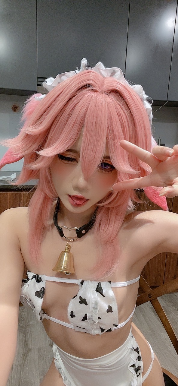 PoppaChan - Yae Miko Cow PoppaChan - Yae Miko Cow