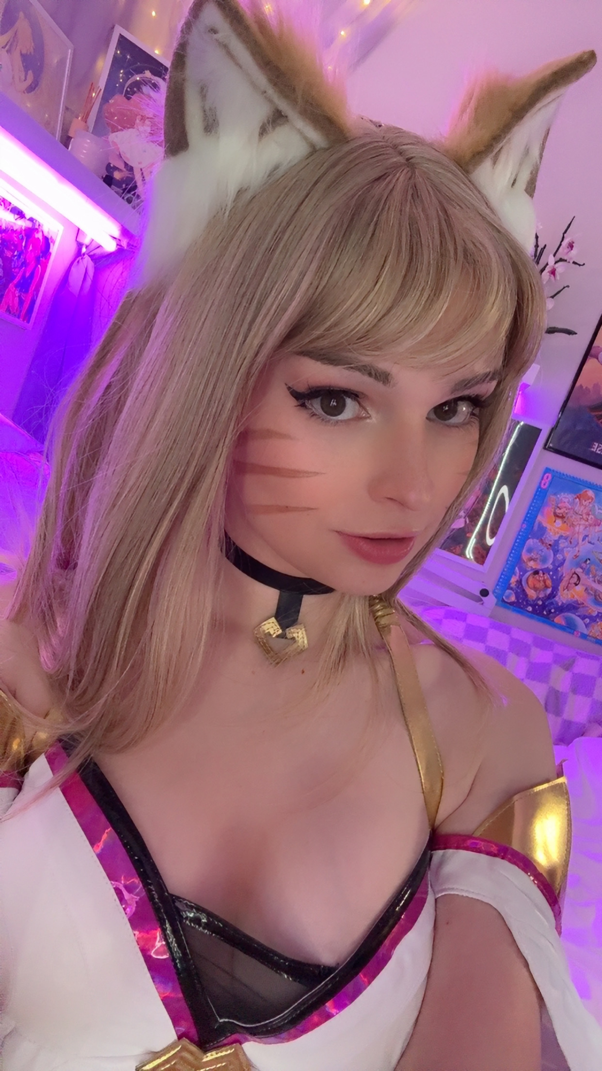 Peachybunnn - Ahri Peachybunnn - Ahri