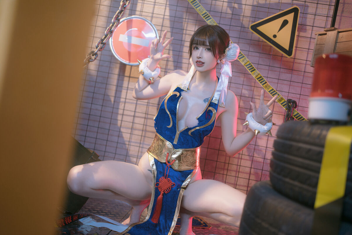 Coser@ Deer Eight Years Old - Chun Li Coser@ Deer Eight Years Old - Chun Li