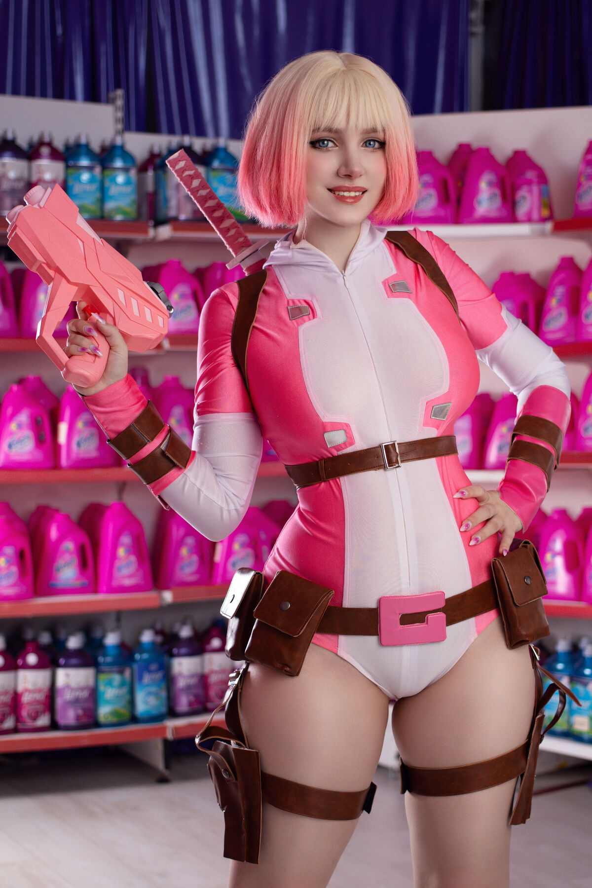 Coser@Ulichan - Gwenpool (63P) Coser@Ulichan - Gwenpool (63P)
