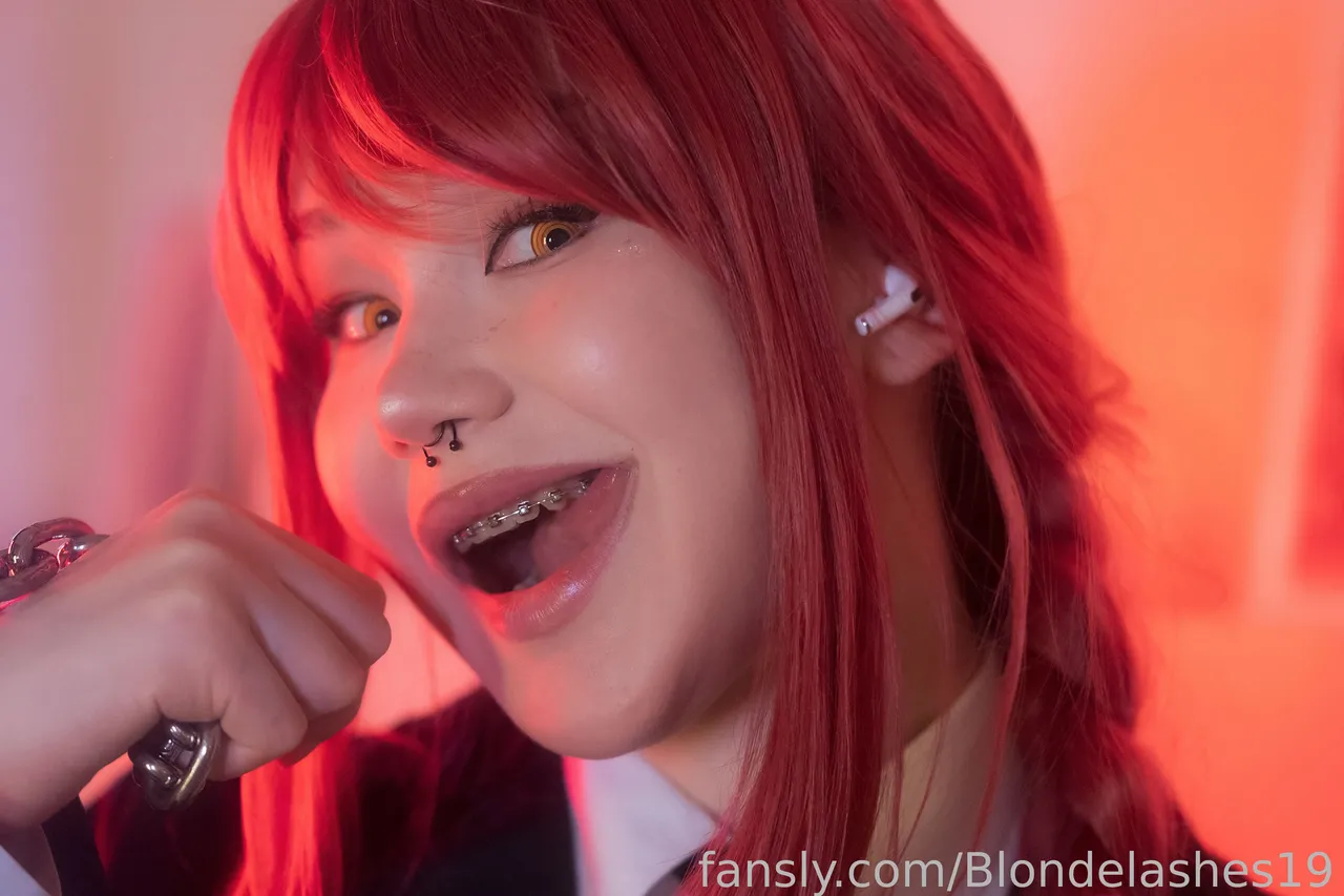 Blondelashes19 - Makima Blondelashes19 - Makima