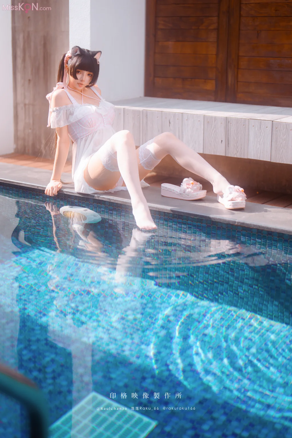 Coser@落落Raku: Daydream Core (51 photos) Coser@落落Raku: Daydream Core (51 photos)