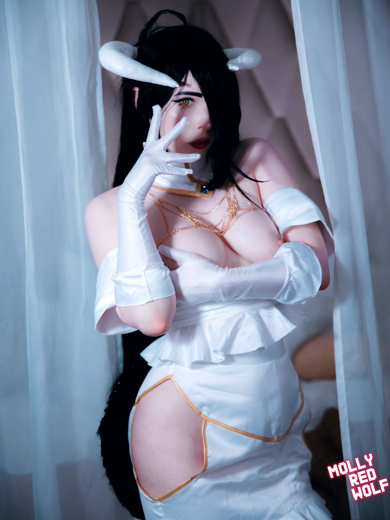 MollyRedWolf Albedo cosplay 1 MollyRedWolf Albedo cosplay 1