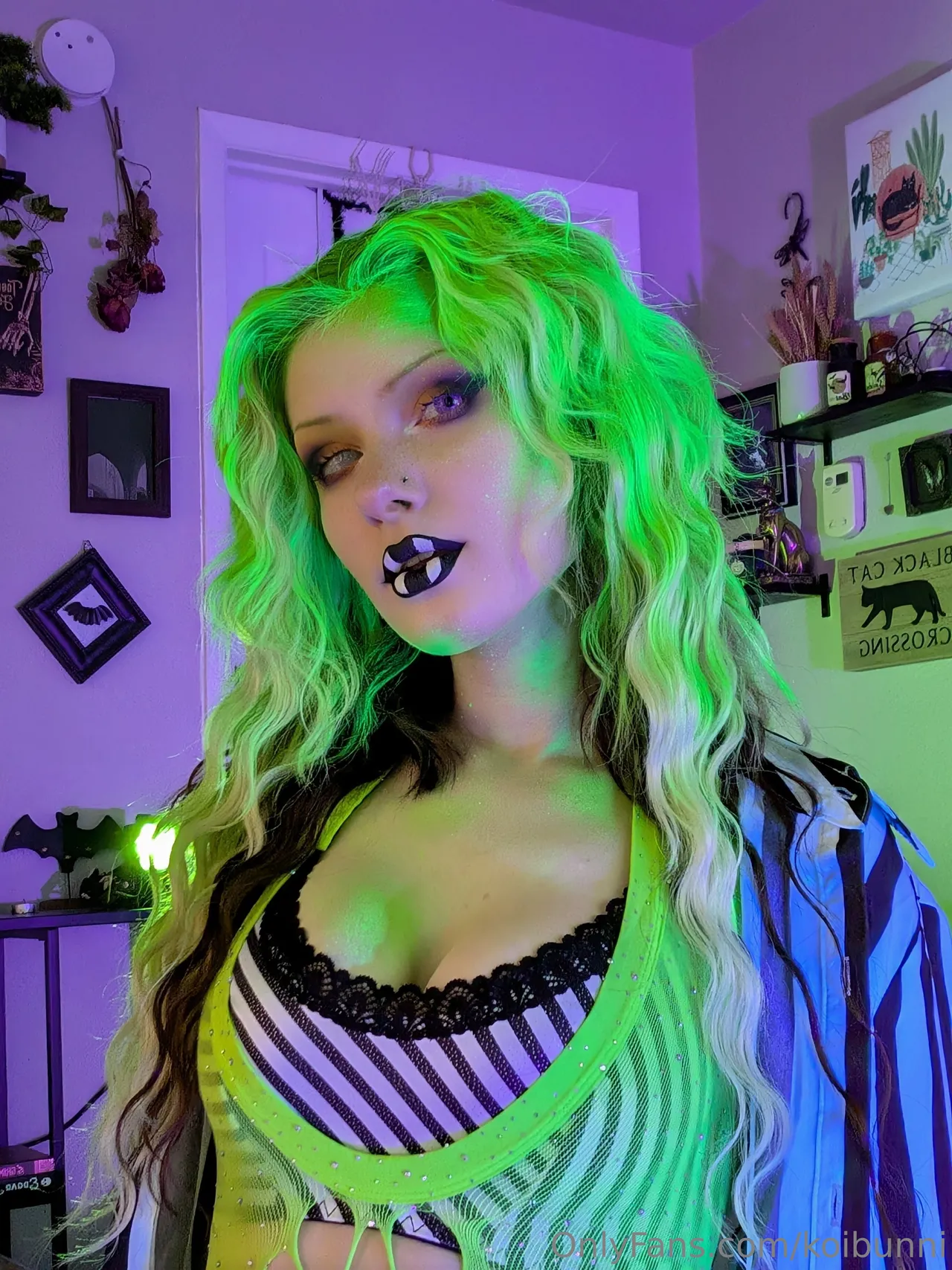 Bunni Lynn - Beetlejuice Bunni Lynn - Beetlejuice