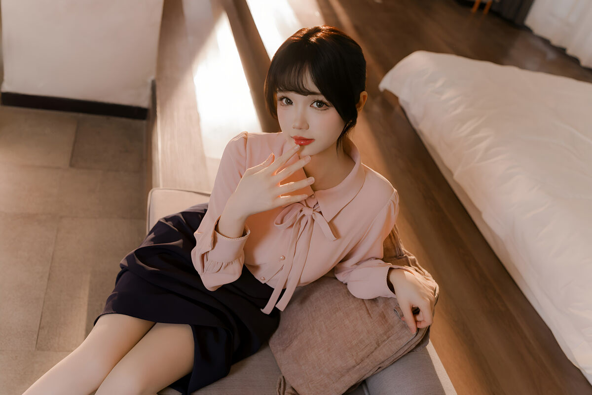 Coser@雪晴Astra - 肉丝通勤OL (72P - 1V) Coser@雪晴Astra - 肉丝通勤OL (72P - 1V)