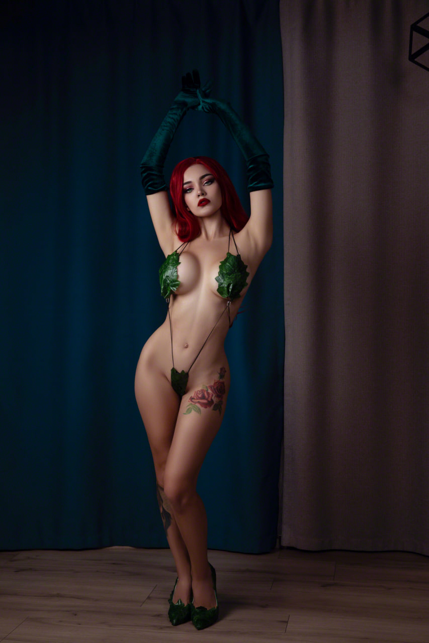 Kalinka Fox - Poison Ivy Sling Bikini Kalinka Fox - Poison Ivy Sling Bikini