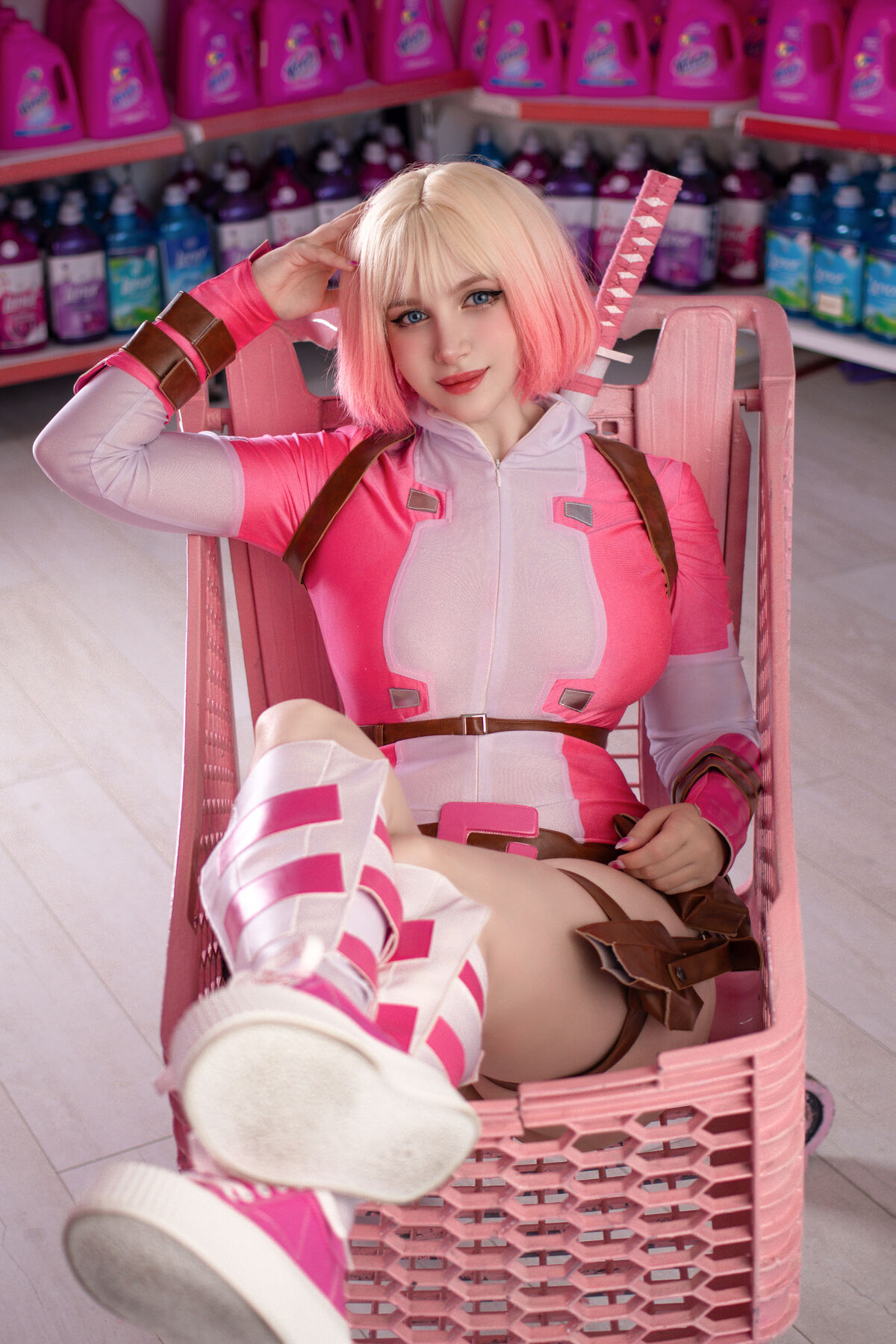 Coser@Ulichan - Gwenpool (63P) Coser@Ulichan - Gwenpool (63P)