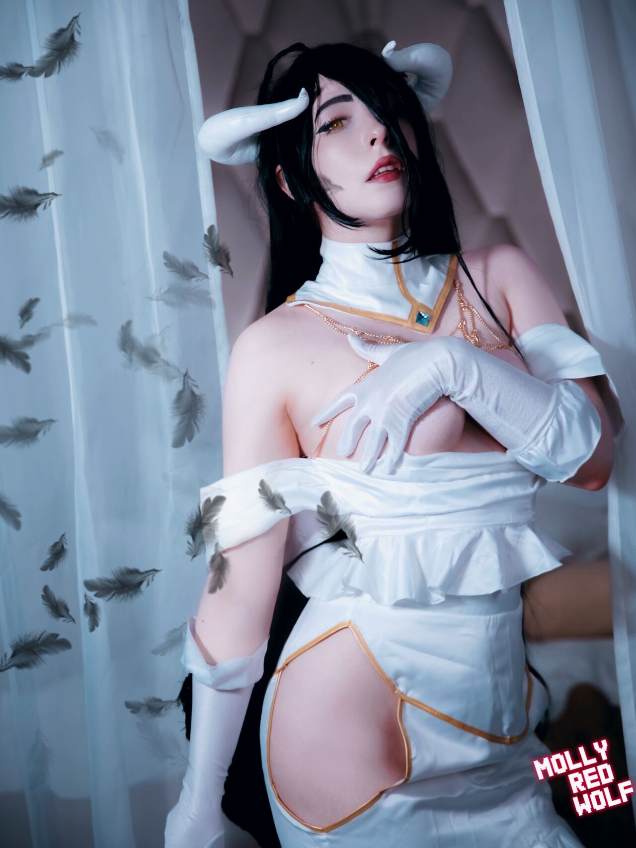MollyRedWolf Albedo cosplay 1 MollyRedWolf Albedo cosplay 1