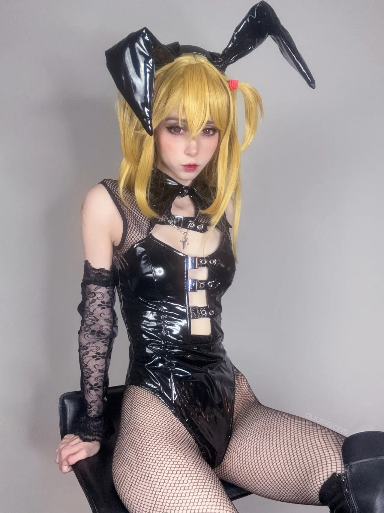 Duckie - Bunny Misa 1 Duckie - Bunny Misa 1