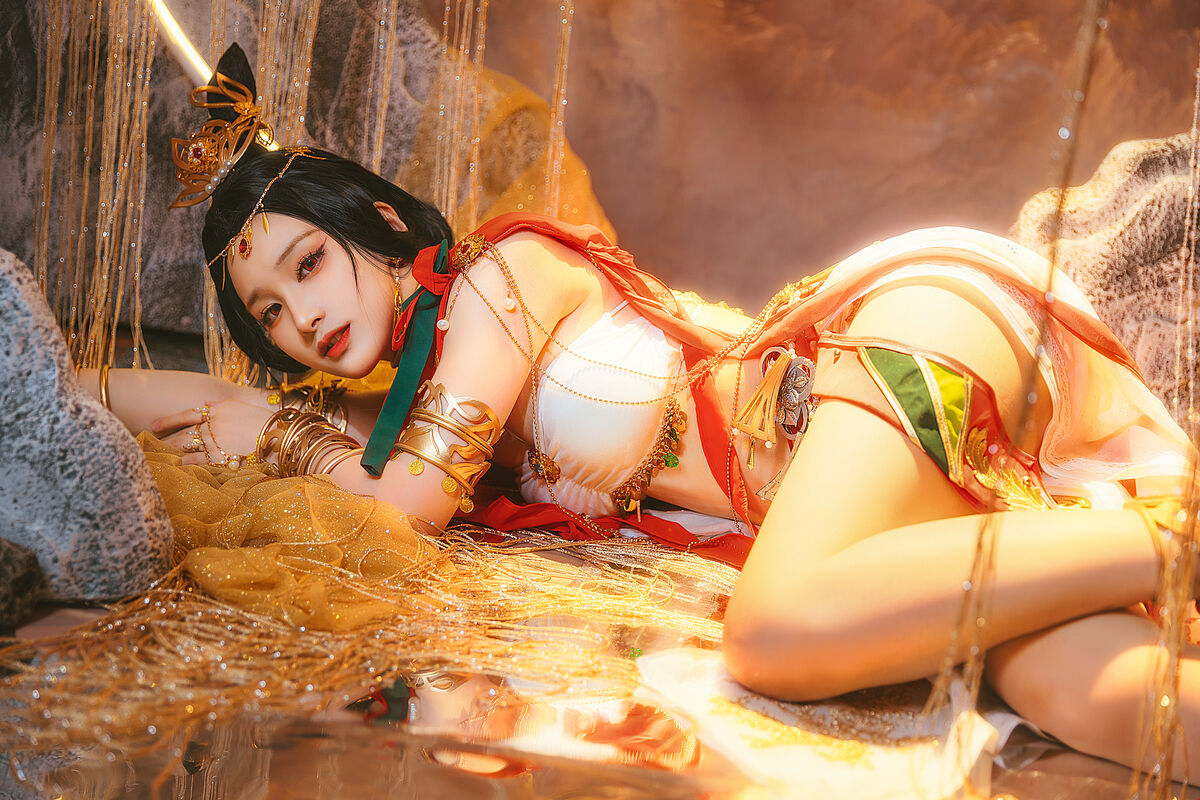 Coser@ Youmeko - Flying Dancer (12P) Coser@ Youmeko - Flying Dancer (12P)