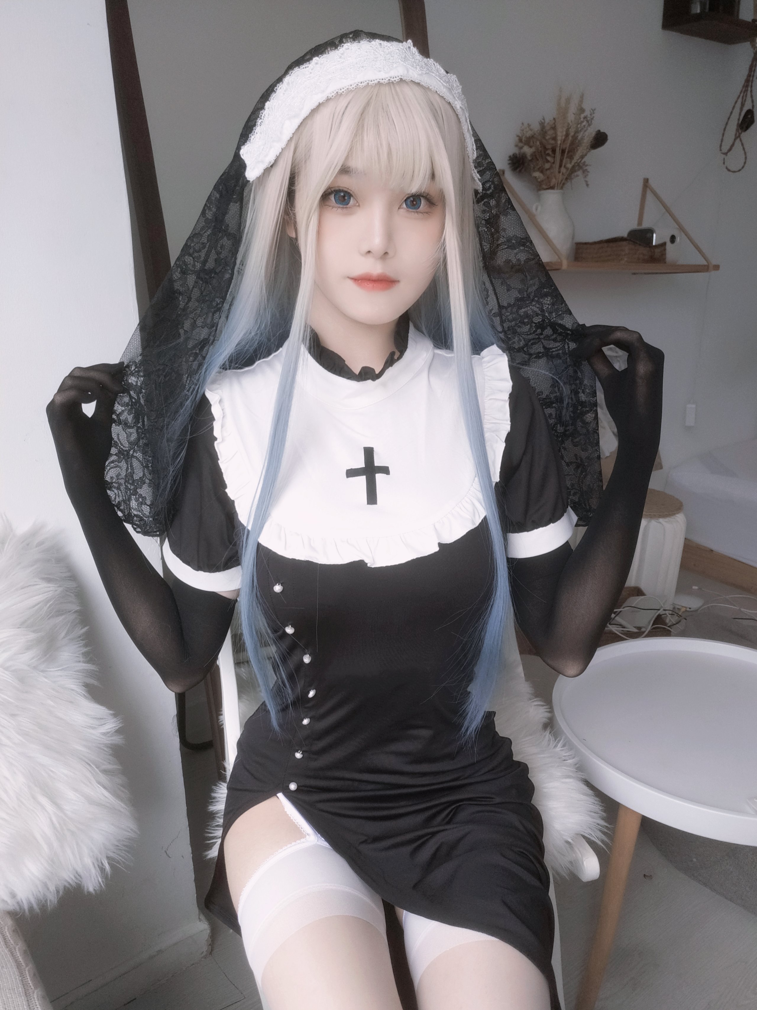 Honey Soup Cat Spine - Nun Self-Beat Honey Soup Cat Spine - Nun Self-Beat