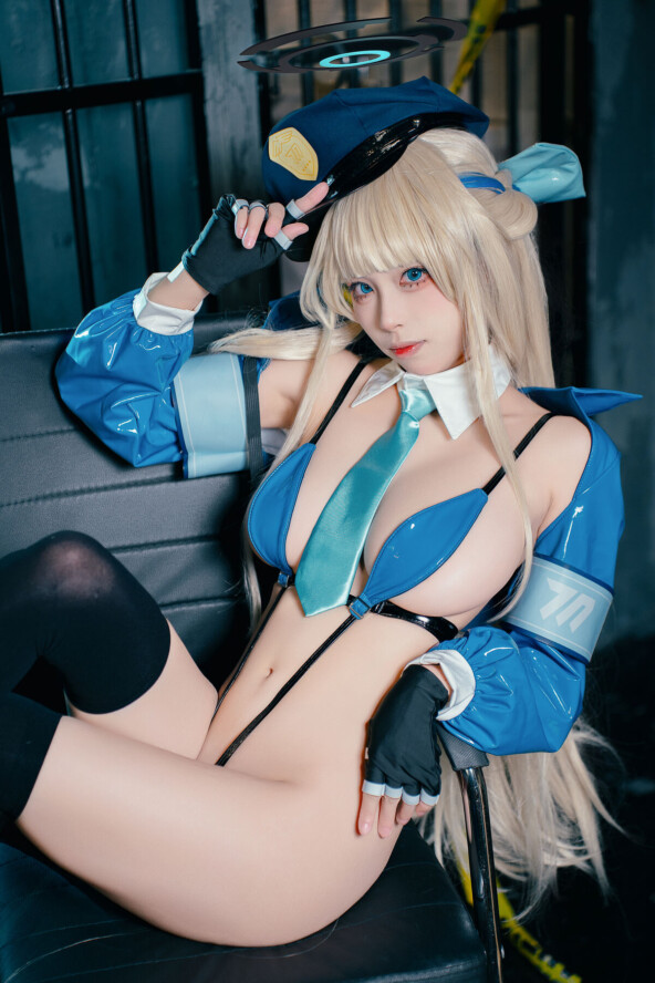 Coser@ Three Unmanned Figures - Azure Archive Policewoman (41P) 8 Coser@ Three Unmanned Figures - Azure Archive Policewoman (41P)