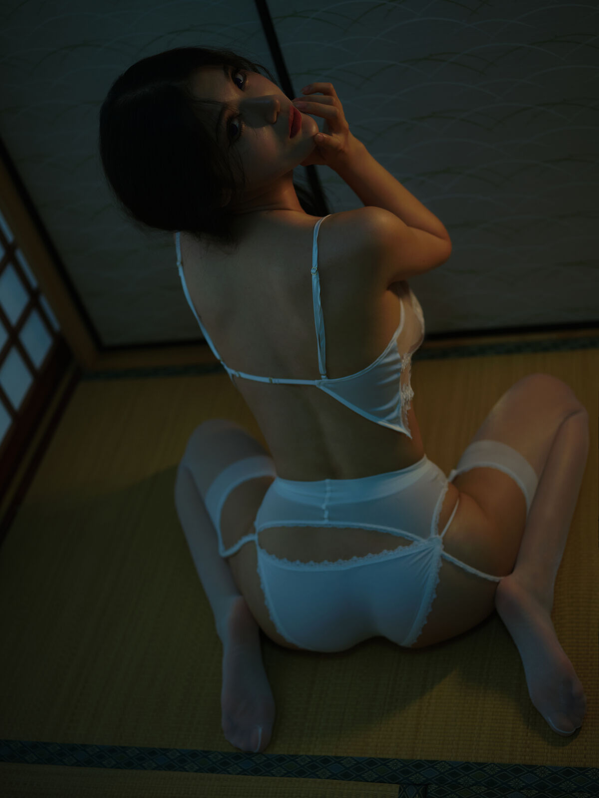 Coser@ 1.8 Meter Big Pear - Resurrection White (24P) Coser@ 1.8 Meter Big Pear - Resurrection White (24P)