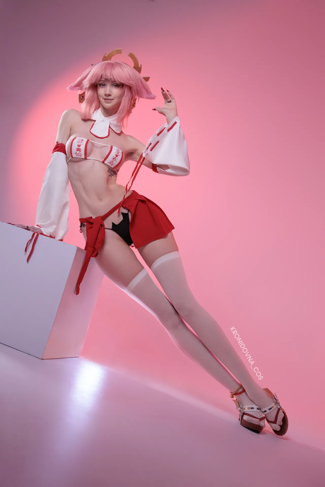 KroniDovna | Yae Miko KroniDovna | Yae Miko