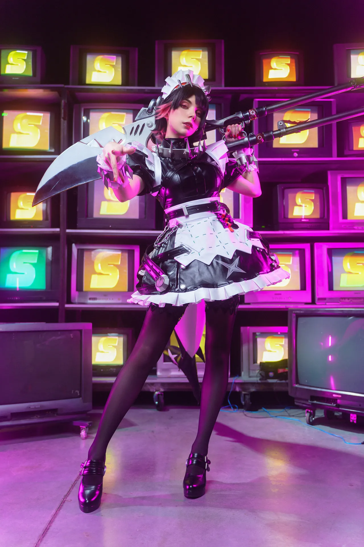 OwlLit - Ellen Joe OwlLit - Ellen Joe