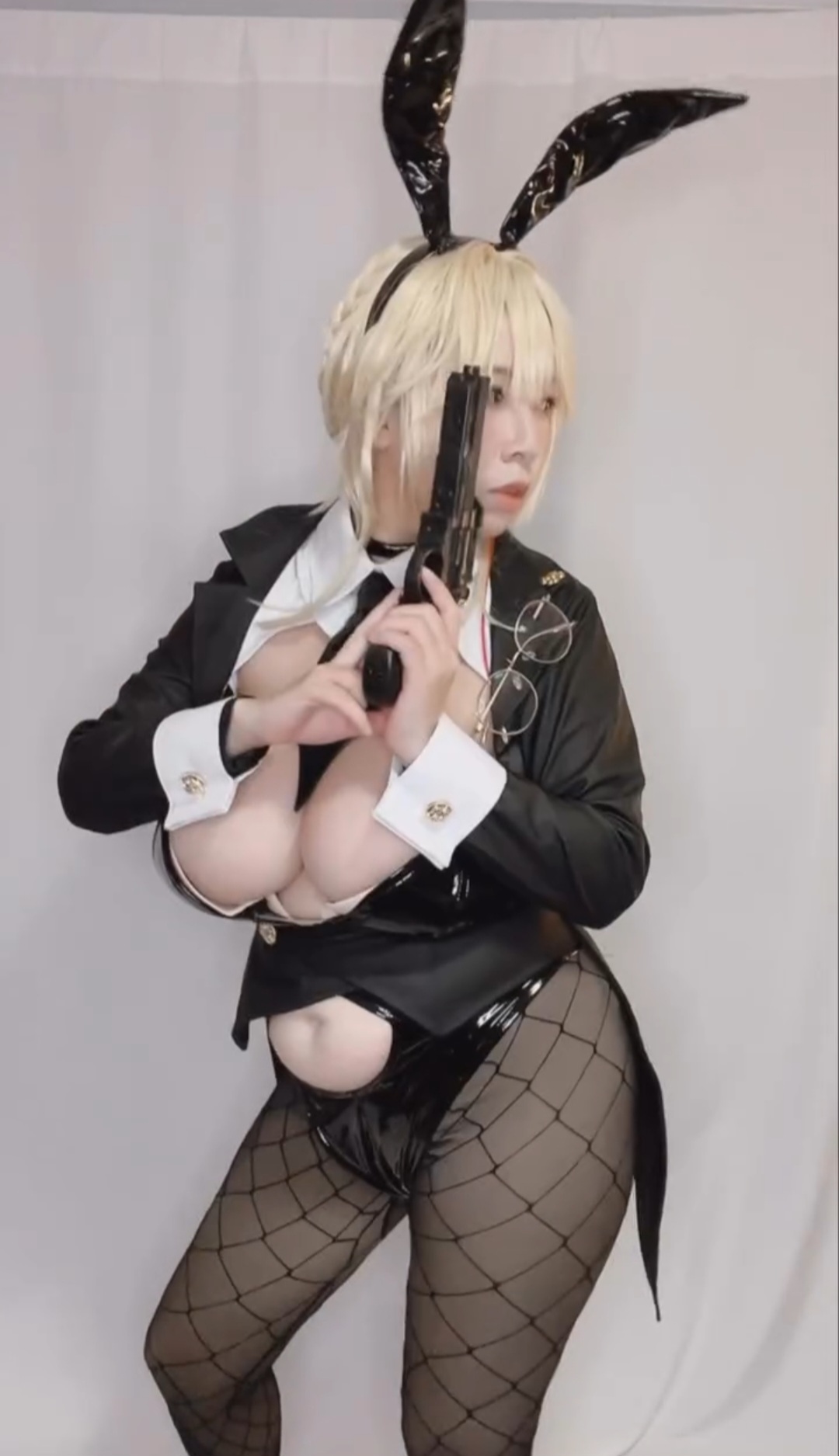 bilibilisevencos -The Goddess of Victory, Ade: Agent Bunny 1 bilibilisevencos -The Goddess of Victory, Ade: Agent Bunny 1