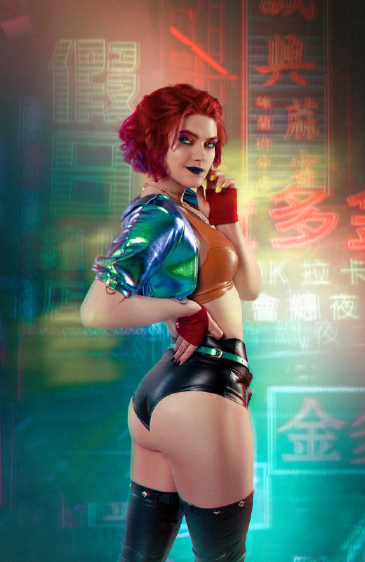 Nova Cosplay/Anna Veber - CyberTress Nova Cosplay/Anna Veber - CyberTress