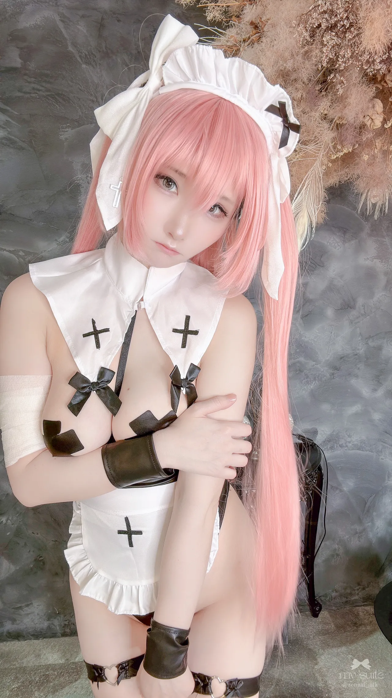 Atsuki - Maid Medb Atsuki - Maid Medb