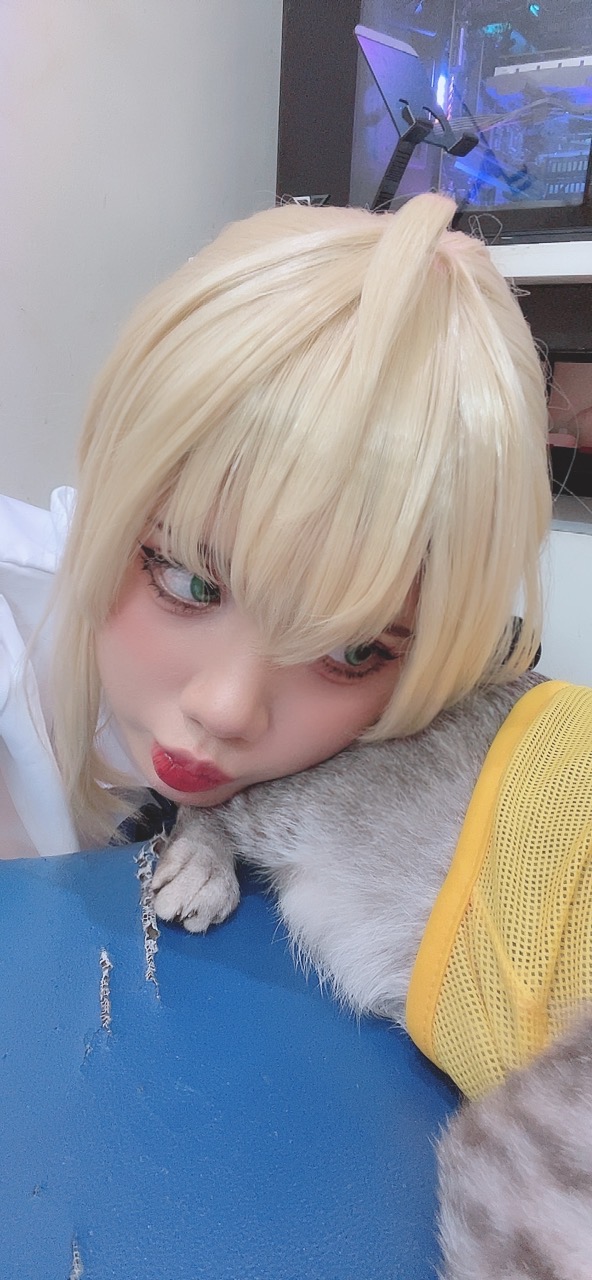 PoppaChan - Artoria Pendragon PoppaChan - Artoria Pendragon