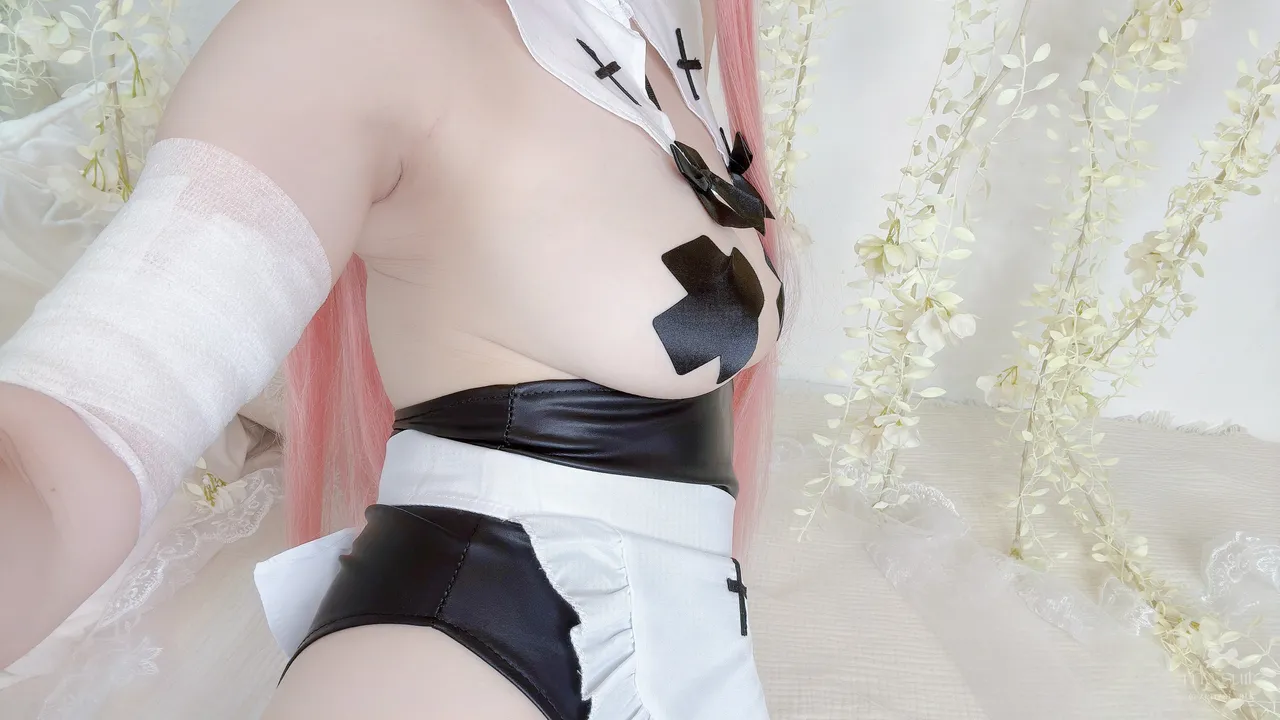 Atsuki - Maid Medb Atsuki - Maid Medb