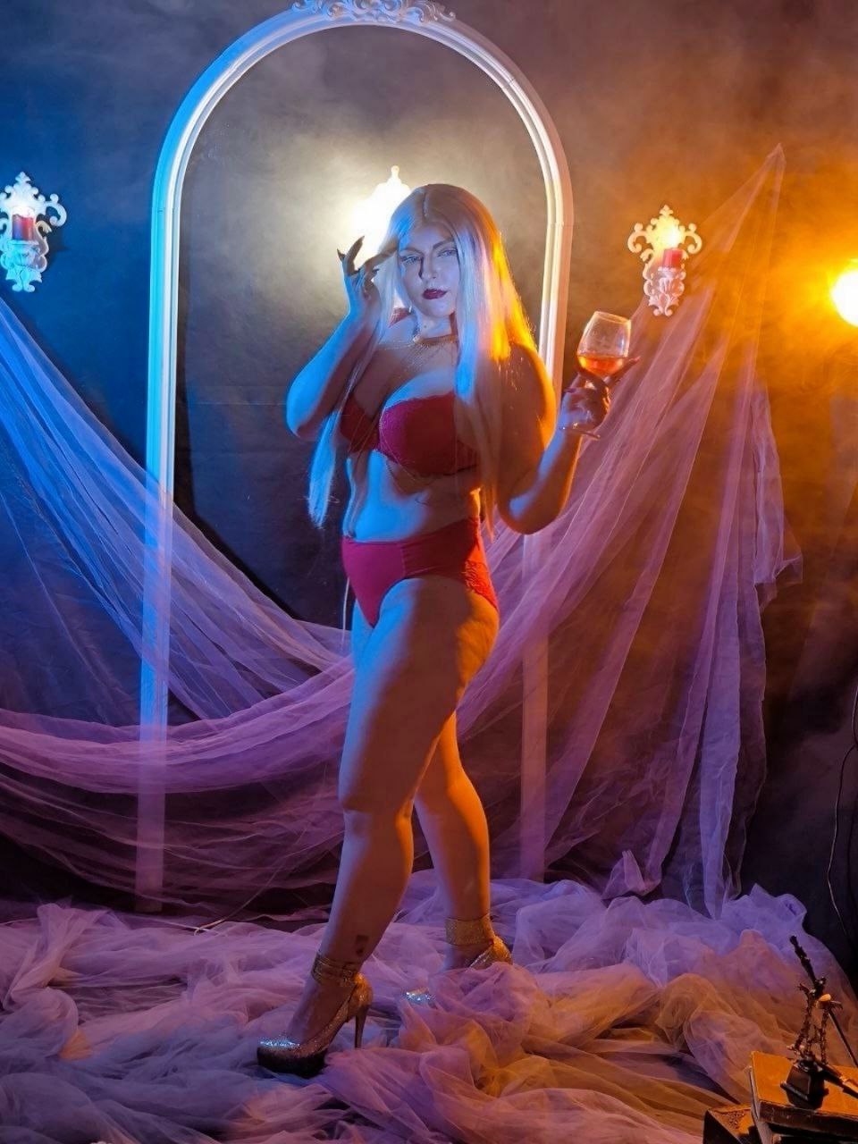 Keittilin - Carmilla Keittilin - Carmilla