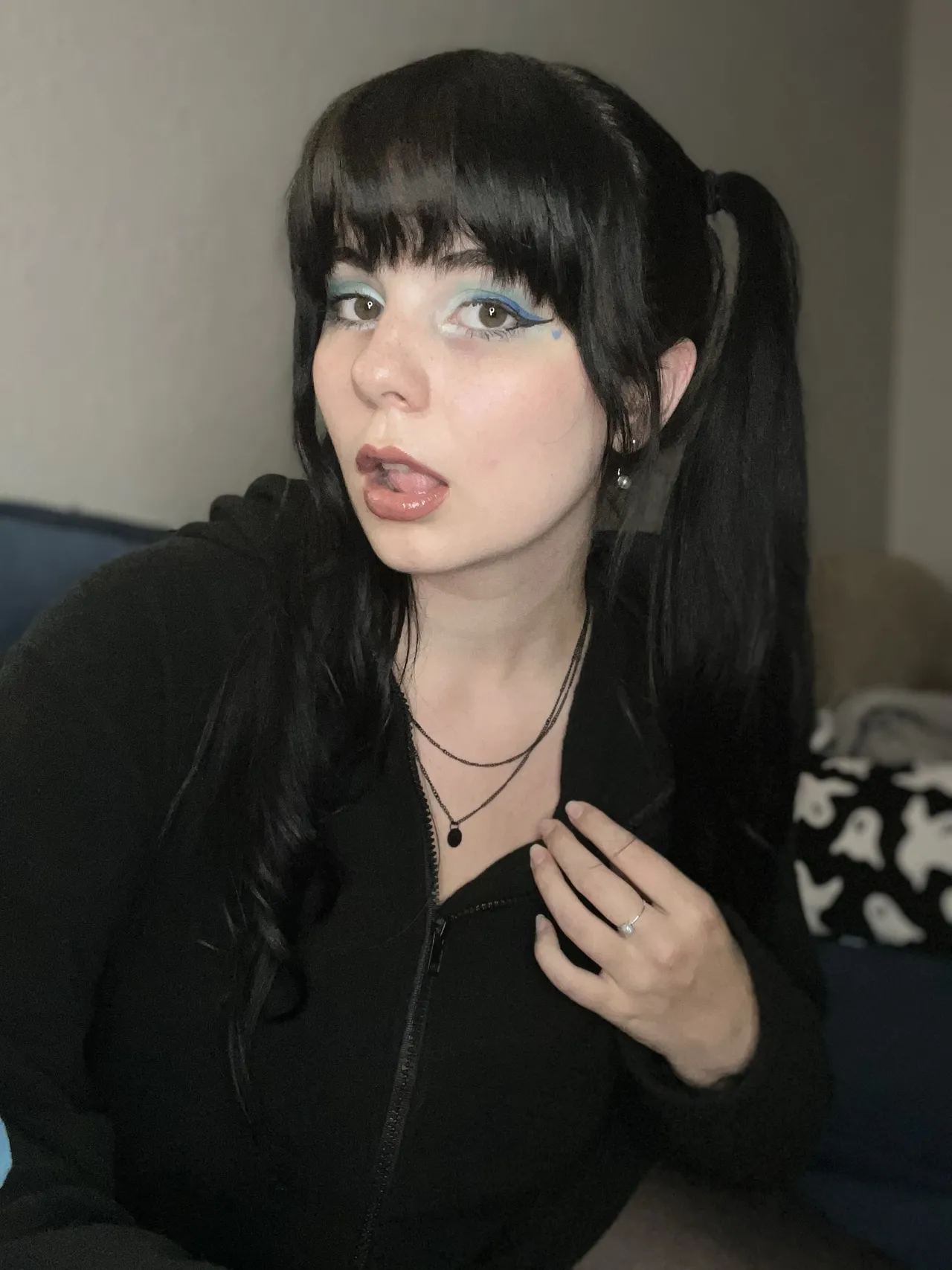 Maniac Megan - Shiny Umbreon Maniac Megan - Shiny Umbreon