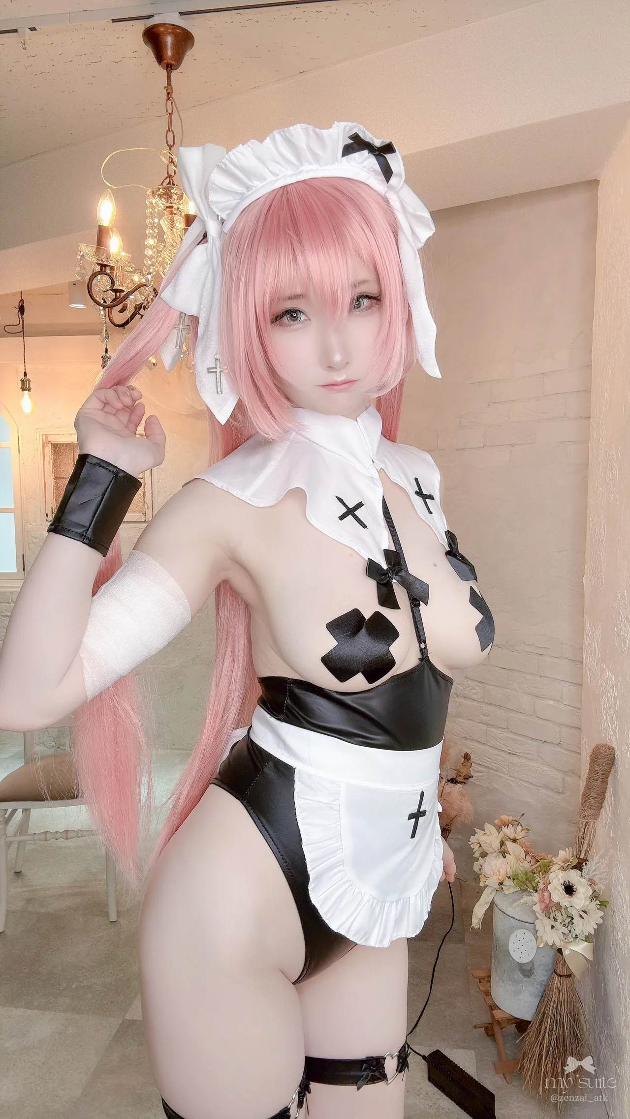 Atsuki - Maid Medb Atsuki - Maid Medb