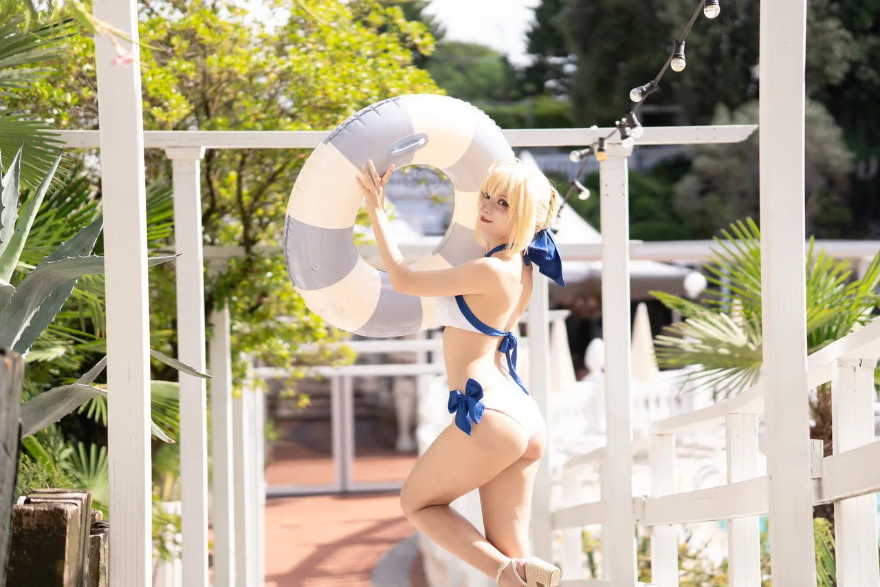 Himeecosplay - Saber bikini Himeecosplay - Saber bikini