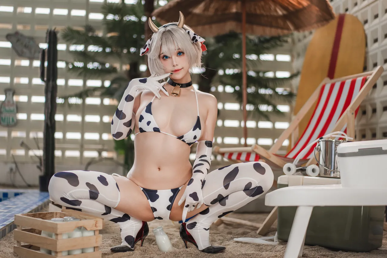 Honey Cat Fur - Brown Dust Tyrese Cow Bikini Honey Cat Fur - Brown Dust Tyrese Cow Bikini