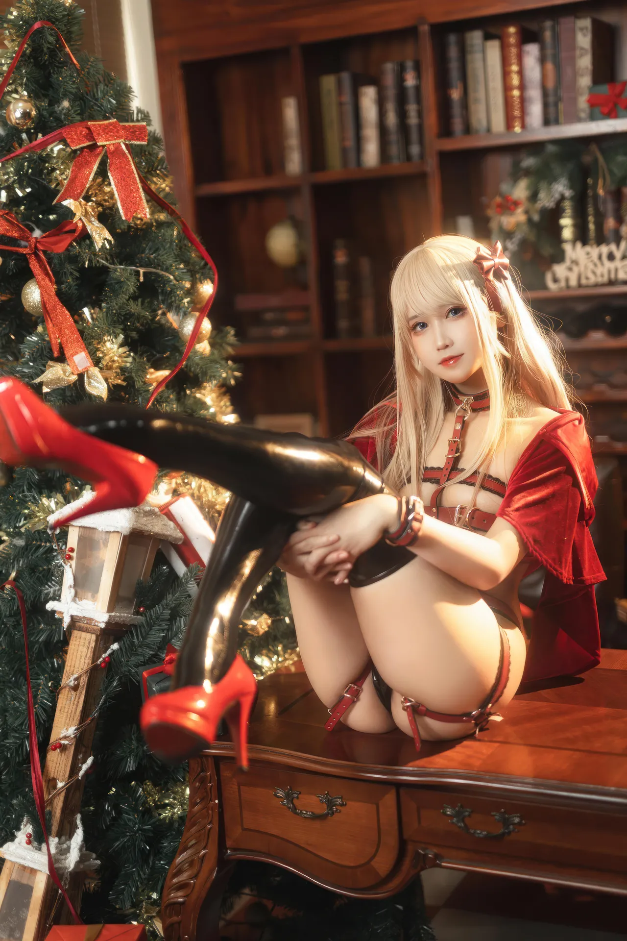 Three degrees_69 - Christmas Little Red Riding Hood Three degrees_69 - Christmas Little Red Riding Hood