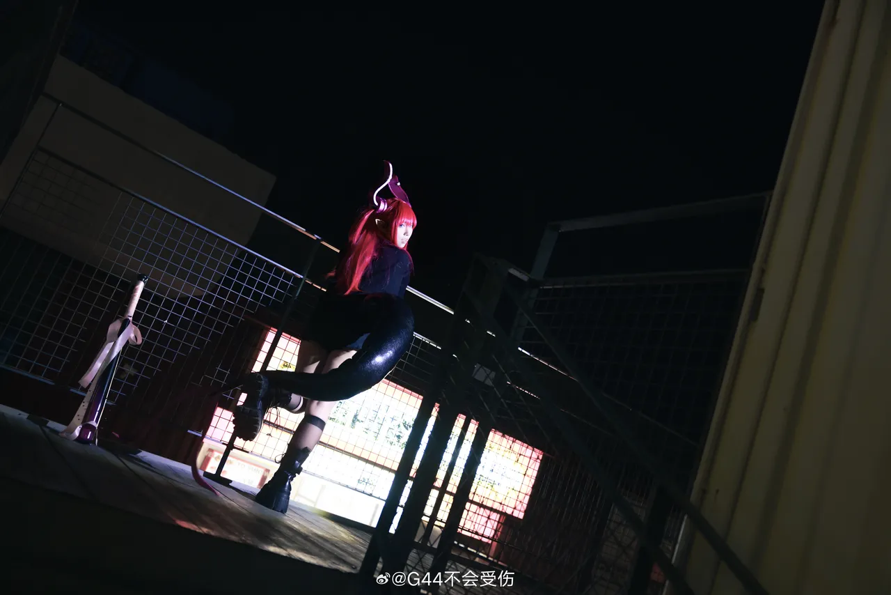 G44不会受伤 - Elizabeth Bathory G44不会受伤 - Elizabeth Bathory