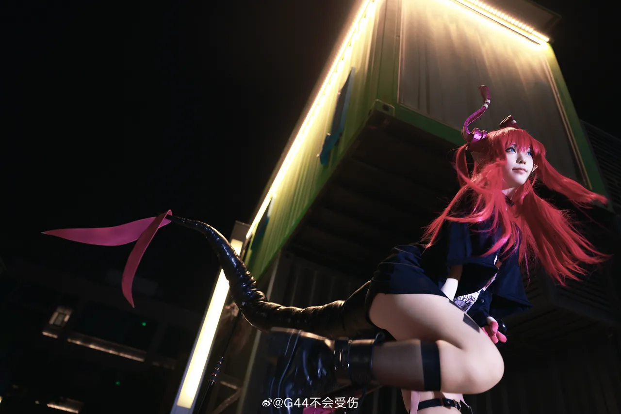 G44不会受伤 - Elizabeth Bathory G44不会受伤 - Elizabeth Bathory
