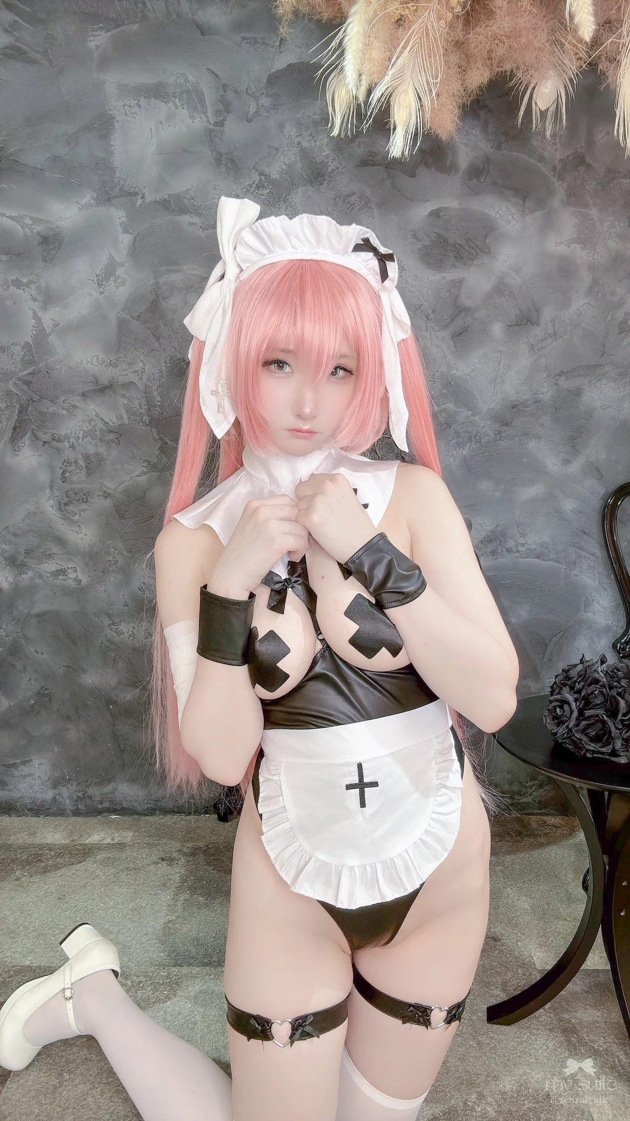 Atsuki - Maid Medb Atsuki - Maid Medb