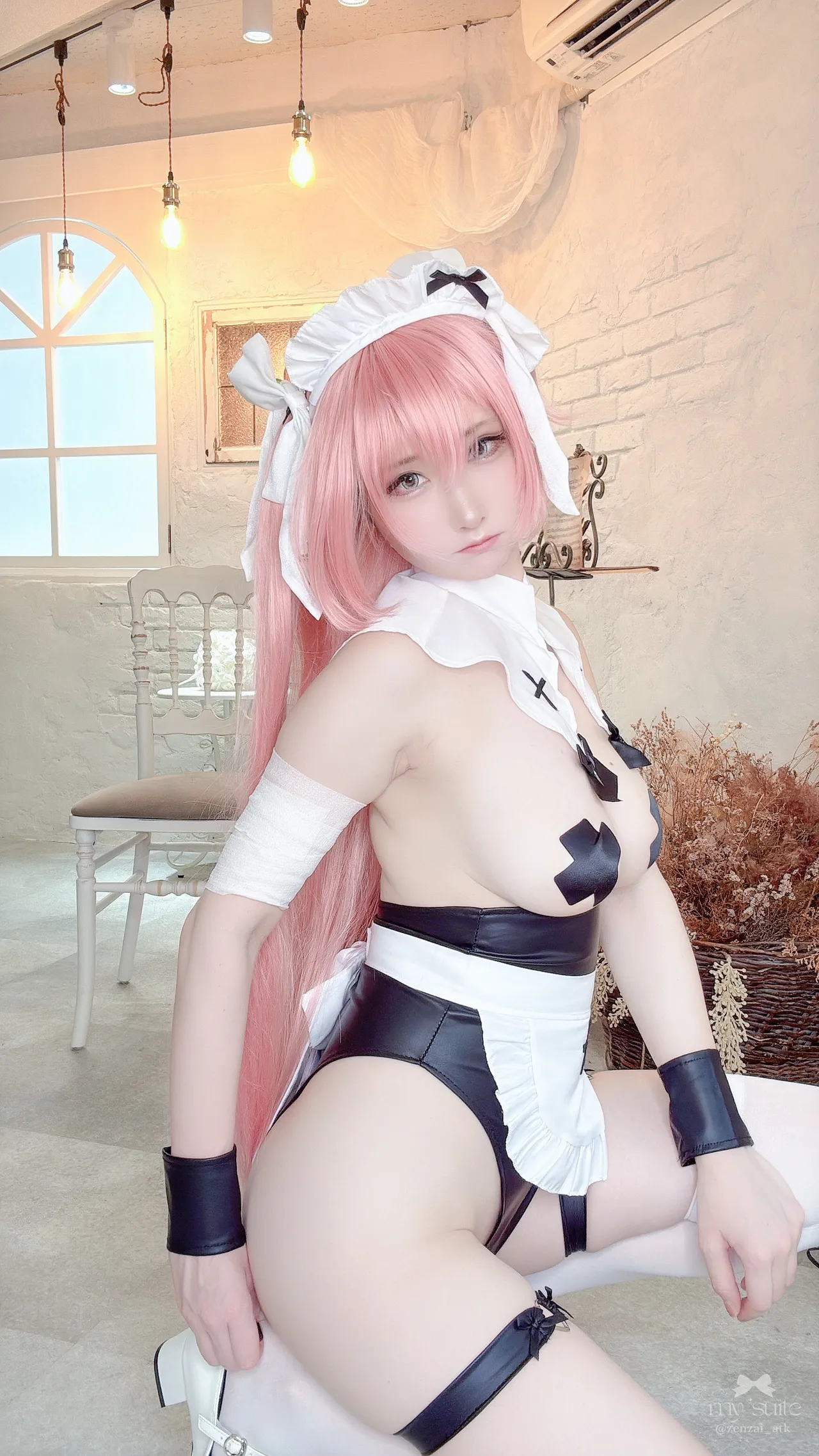 Atsuki - Maid Medb Atsuki - Maid Medb