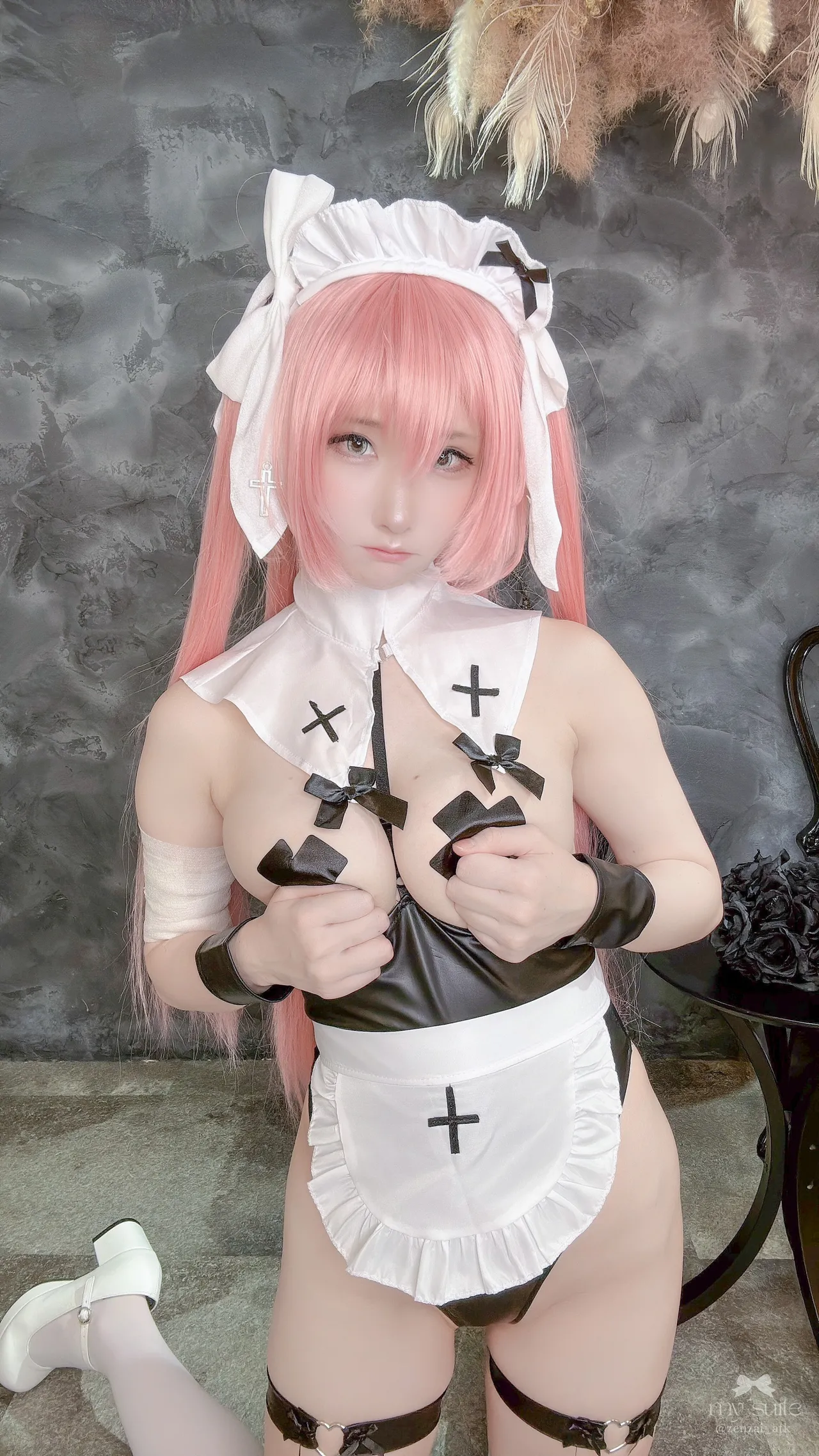 Atsuki - Maid Medb Atsuki - Maid Medb