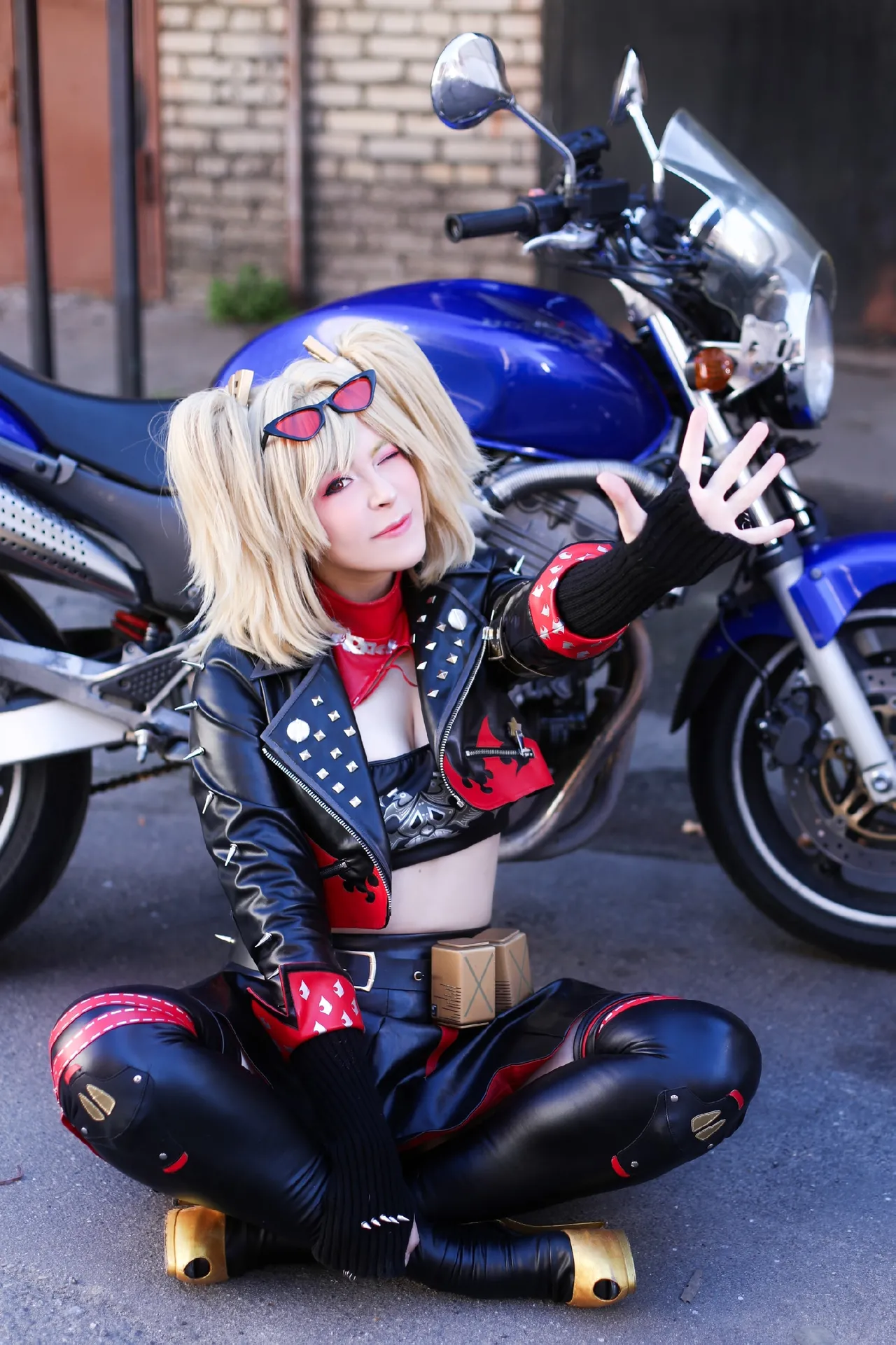 Daisy Franky - Burnice White Daisy Franky - Burnice White