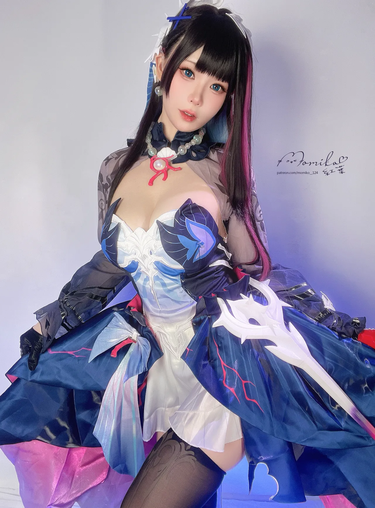 Momiko Lin - Hysilens Momiko Lin - Hysilens