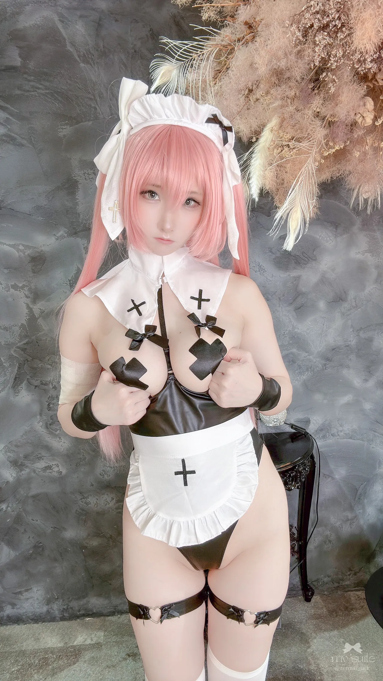 Atsuki - Maid Medb Atsuki - Maid Medb